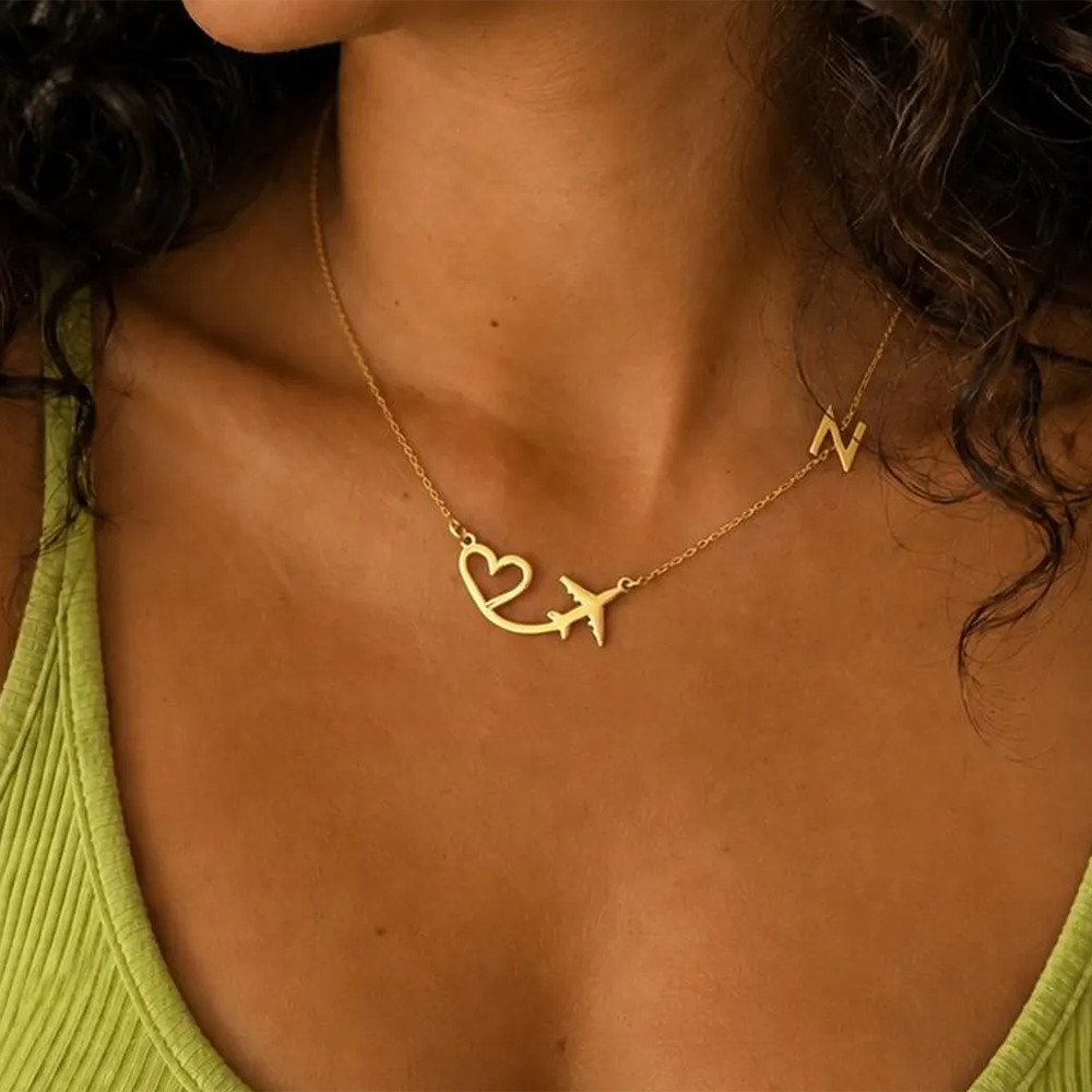 Name Necklace Custom - Personalisierte Herz-Flugzeug-Anfangsbuchstaben-Anhänger-Halskette für Frauen, individueller Buchstabe,